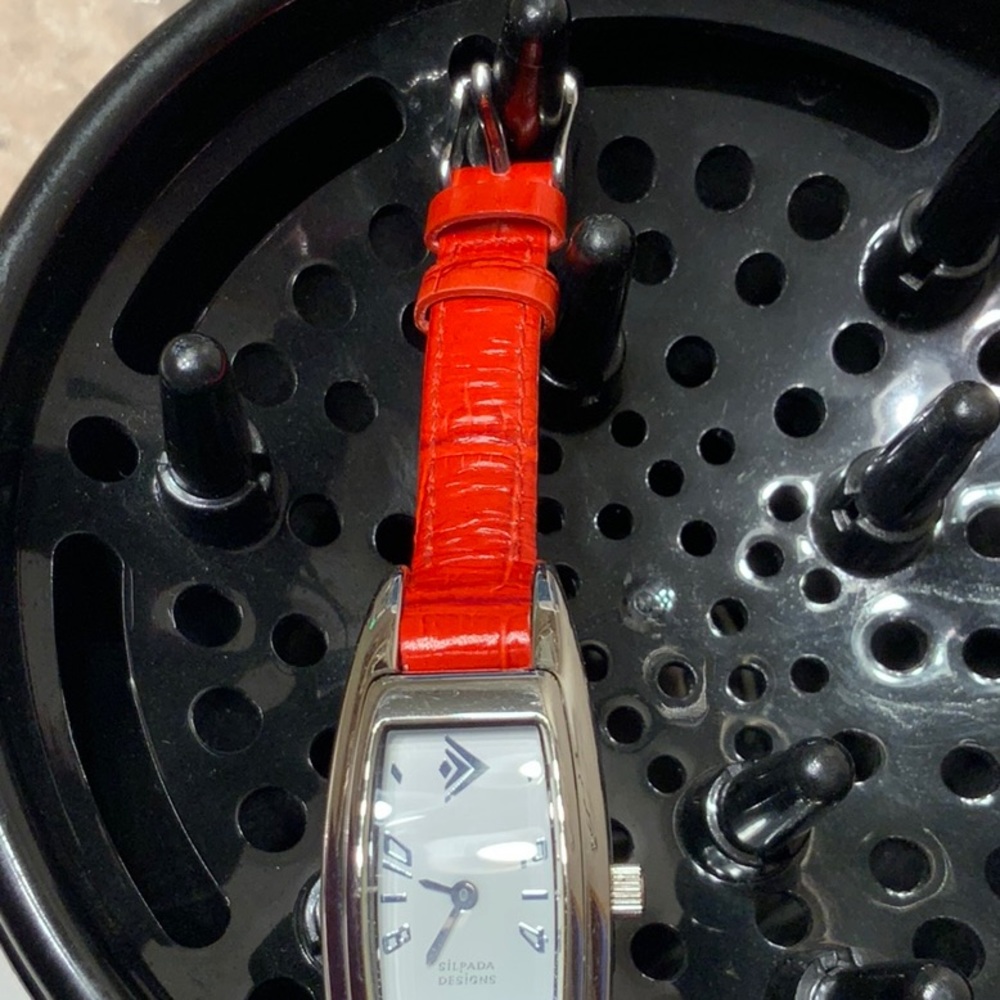 Silpada Red Leather watch - Picture 3 of 6